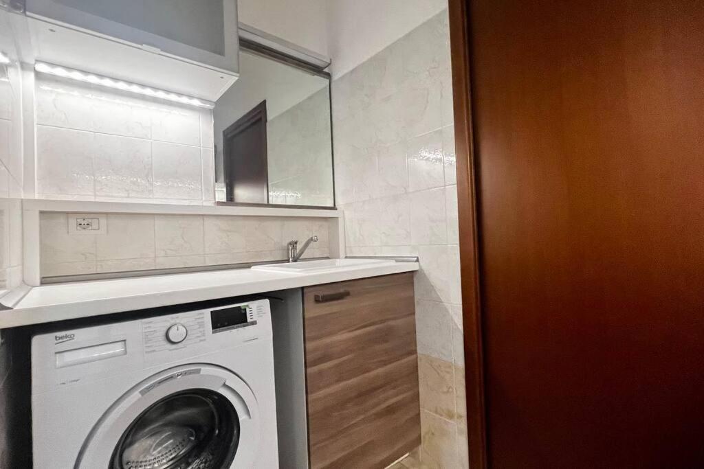 Urban House - Comfy Flat Navigli Milan Center Apartment Exterior photo
