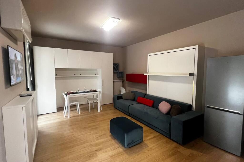 Urban House - Comfy Flat Navigli Milan Center Apartment Exterior photo